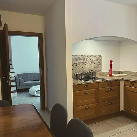 Vendégház In Bb - Double Room, Dudelange, Luxembourg *